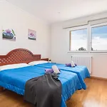 Villa Alzina Para Sus Vacaciones De Verano En Cala Millor, Mallorca