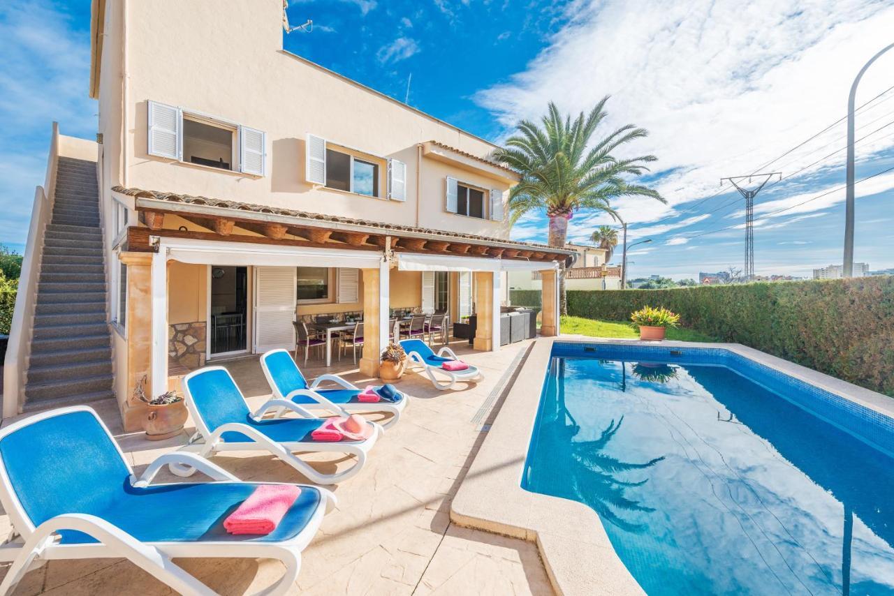 Villa Alzina Para Sus Vacaciones De Verano En Cala Millor, Mallorca Villa Cala Millor (Mallorca)